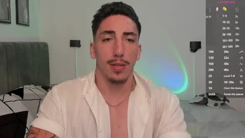 Bryan model independient online show from January 25, 2025, 10:29 am