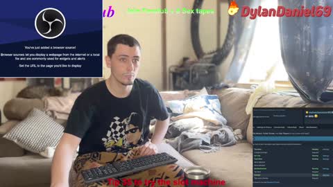 Snapshot of dylandaniel69 chatting on January 24, 2025, 7:49 pm Dylan Daniel 7.8 online show from January 24, 2025, 7:49 pm