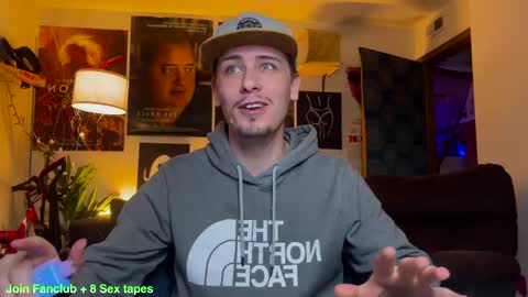 Snapshot of dylandaniel69 chatting on February 11, 2025, 9:46 pm Dylan Daniel 7.8 online show from February 11, 2025, 9:46 pm