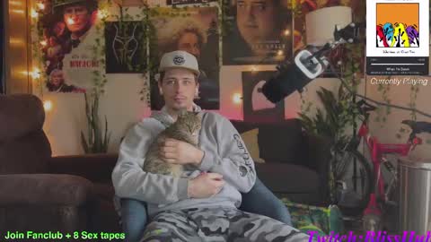 Snapshot of dylandaniel69 chatting on March 12, 2025, 6:22 pm Dylan Daniel 7.8 online show from March 12, 2025, 6:22 pm