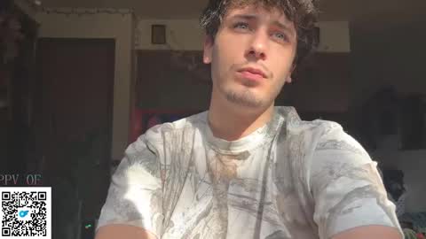 Snapshot of dylandaniel69 chatting on November 17, 2025, 7:19 pm Dylan Daniel 7.8 online show from November 17, 2025, 7:19 pm