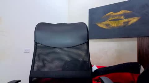 dylanguss online show from September 16, 2025, 11:33 am