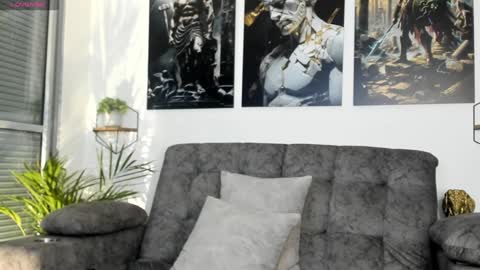 Dylan Rivera online show from December 12, 2024, 4:04 am