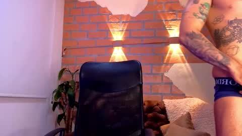 D Y L A N online show from February 4, 2026, 2:28 am