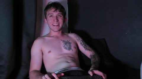 ---DYLAN--- online show from November 27, 2025, 6:04 am