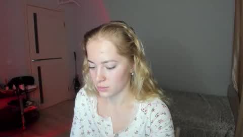 fansly - yourbestbaby online show from March 24, 2026, 4:17 am