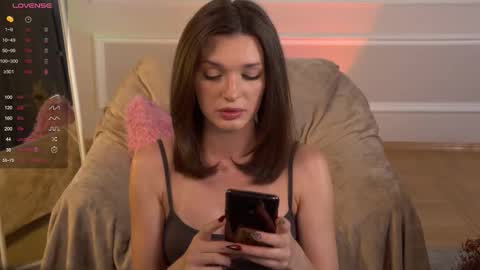 Eva online show from September 14, 2025, 3:33 pm