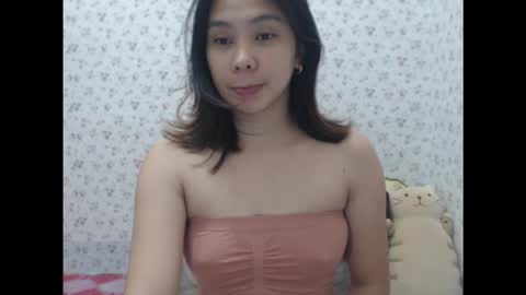 Snapshot of earthlypleasures chatting on September 18, 2025, 12:07 pm shaina online show from September 18, 2025, 12:07 pm