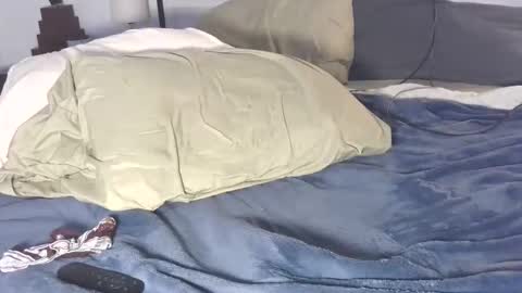 easybreezy69 online show from October 26, 2025, 11:27 am