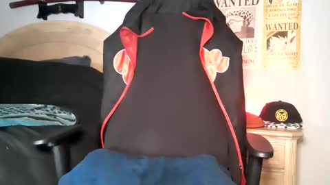 TWITTER   INSTAGRAM    easybreezy20   ONLINE 1230 AM TO 7AM online show from April 3, 2026, 7:17 am