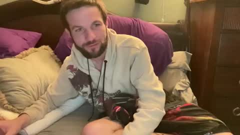 Snapshot of easytrippy69 chatting on November 14, 2025, 9:46 pm Easytrippy69 online show from November 14, 2025, 9:46 pm