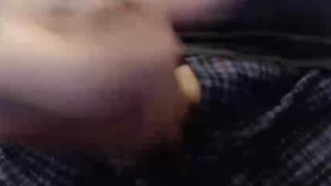 eat_a_peach2 online show from October 25, 2025, 11:51 am