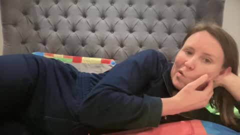 Snapshot of eatmypie69 chatting on February 15, 2025, 10:42 pm Nadia Ferreira  online show from February 15, 2025, 10:42 pm