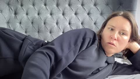 Snapshot of eatmypie69 chatting on September 23, 2025, 10:07 am Nadia Ferreira  online show from September 23, 2025, 10:07 am