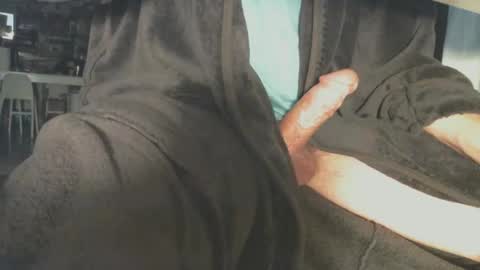 Eatshizjizz online show from March 9, 2026, 8:51 am