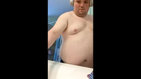 Eazyb91 online show from February 6, 2026, 8:12 pm