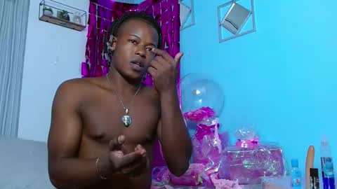 Chris Palaz  online show from November 26, 2025, 3:18 am