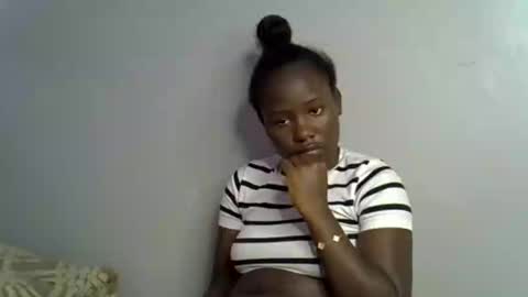 Queen online show from March 11, 2026, 12:22 pm