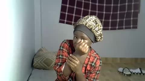 Queen online show from March 29, 2026, 12:32 am