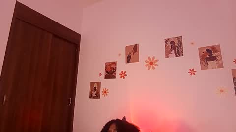 ebony_af online show from April 15, 2026, 6:31 am