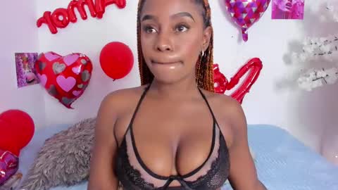 ebony_cute9 online show from February 18, 2025, 7:52 pm