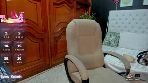 ebony_katterin online show from May 14, 2026, 11:17 am