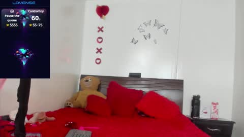 Snapshot of ebony_mine47 chatting on December 28, 2024, 10:14 am Ebony Mine online show from December 28, 2024, 10:14 am