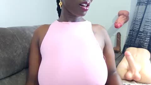 Ebony Melanie online show from January 11, 2026, 11:26 am