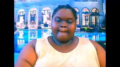 ebonyhotbuns4u2luv online show from February 19, 2026, 9:38 am