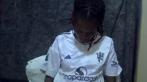 Liz online show from September 21, 2025, 7:15 pm