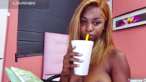 Snapshot of ebonyndsavage chatting on February 1, 2025, 12:51 am ebonyndsavage online show from February 1, 2025, 12:51 am