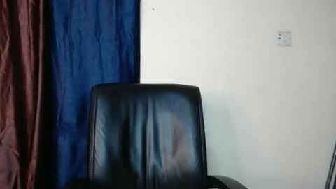 Snapshot of ebonypussy_xx chatting on October 1, 2025, 12:49 am ebonypussy_xx online show from October 1, 2025, 12:49 am