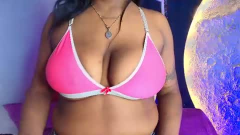 ebonyrosee_ online show from June 30, 2026, 12:17 pm