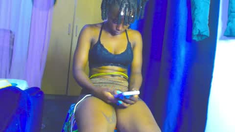 Snapshot of ebonysmilz88 chatting on February 1, 2025, 7:05 am ebonysmilz88 online show from February 1, 2025, 7:05 am