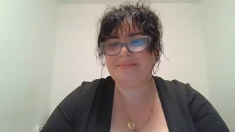 Snapshot of echo_dust chatting on April 12, 2026, 7:41 pm echo_dust online show from April 12, 2026, 7:41 pm