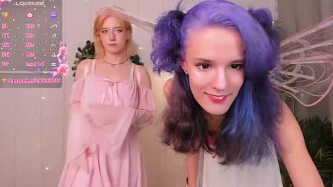 Snapshot of echo_of_you chatting on December 21, 2025, 7:59 am Asuna Lana online show from December 21, 2025, 7:59 am