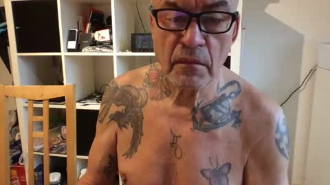 eddelmar online show from February 25, 2025, 8:58 am