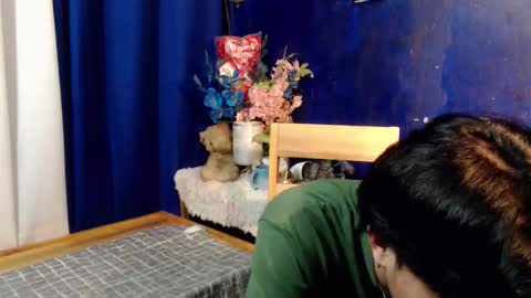 edelcum_xx online show from October 6, 2025, 4:10 am