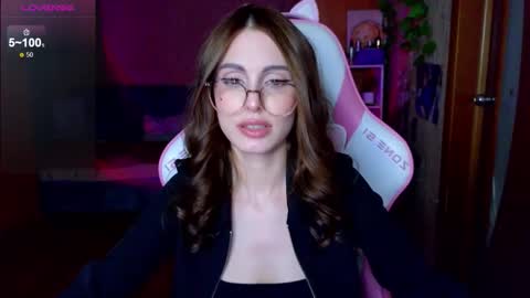 Edeline online show from March 8, 2026, 3:38 pm