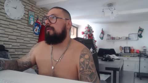 edgarram83 online show from December 16, 2025, 6:57 pm