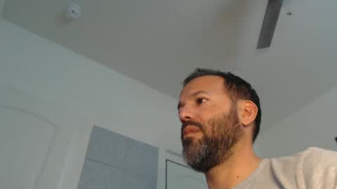 Snapshot of edge_masters chatting on February 13, 2025, 8:03 pm EdgeM online show from February 13, 2025, 8:03 pm