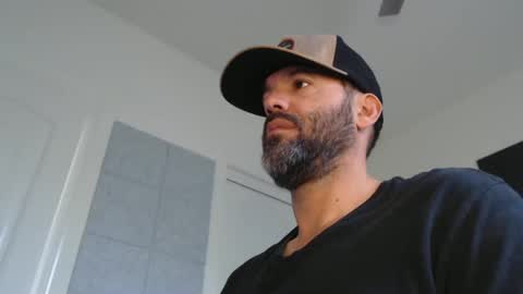 Snapshot of edge_masters chatting on February 15, 2025, 7:17 pm EdgeM online show from February 15, 2025, 7:17 pm