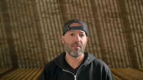 Snapshot of edge_masters chatting on March 2, 2025, 8:18 pm EdgeM online show from March 2, 2025, 8:18 pm