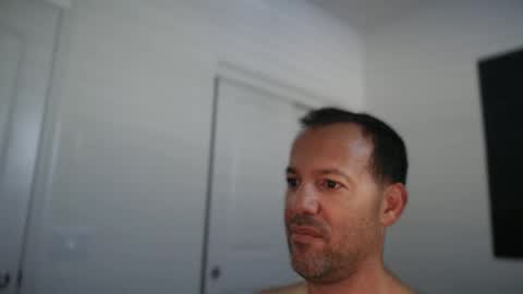 Snapshot of edge_masters chatting on September 15, 2025, 11:49 pm EdgeM online show from September 15, 2025, 11:49 pm