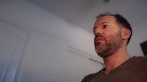 Snapshot of edge_masters chatting on December 14, 2025, 10:36 pm EdgeM online show from December 14, 2025, 10:36 pm