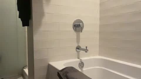 Dad online show from November 2, 2025, 2:03 am