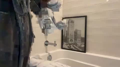 Dad online show from March 11, 2026, 6:25 pm