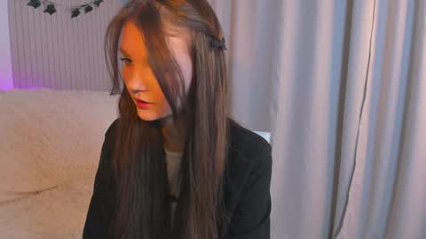 Lisa  online show from February 9, 2025, 11:15 pm