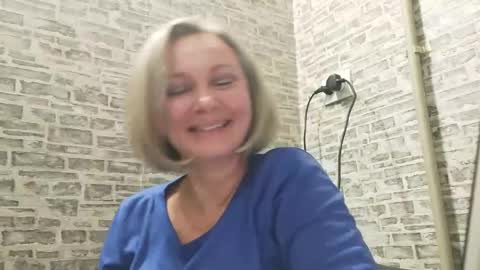 edithmanning online show from February 11, 2025, 6:33 pm