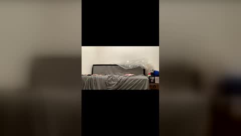 edusex96 online show from December 1, 2025, 1:43 am